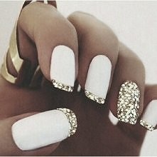 nails