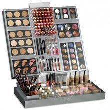 Idealny zestaw dla miłośniczek makijażu
