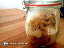 Low Carb Tiramisu to go Nährwerte: Kalorien 	178 kcal Protein 	17 g Kohlenhydrate 	14 g Fett 	6 g Zutaten: NW pro Portion; Rezept für 9 Portionen: 125g Mandelmehl (entölt) 1/2 T...