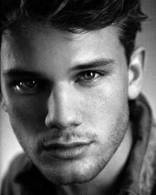 Jeremy Irvine