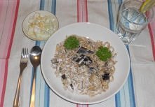 Tagliatelle z grillowanym kurczakiem, bakłażanem i serkiem homogenizowanym