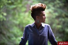 irokez na krótkich włosach