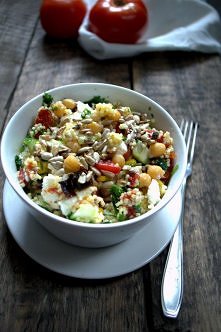 salatka z kasza jaglaną, fe...