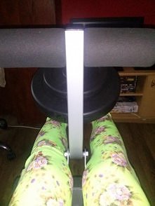 obciazenia 15 kg ,prasa :) na nogi i brzuch :) w pozycji np ktorej leze na brzuchu cwicze tez pupe;)