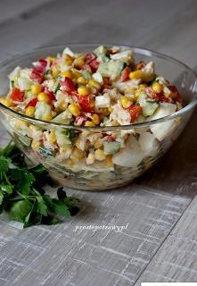 Sałatka
Składniki:
1 duża czerwona papryka
1 średni ogórek zielony
puszka kukurydzy
3 jajka na twardo
słoiczek selera marynowanego
majonez + jogurt
sól, pieprz
Przygotowanie:
Ja...