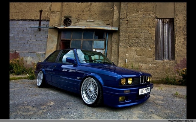 e30;*