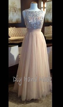 handmade

sukienka rozklosz...