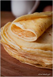 Jak usmażyć perfekcyjne i cienkie naleśniki – przepis krok po kroku ilovebake.pl