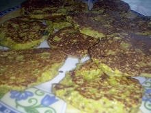 <3 Mmmm! 
Placuszki z cukinii z ulubionymi ziołami i przyprawami!
Smak wakacji <3