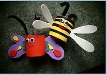 Owady z rolki po papierze toaletowym. Połączenie recyklingu z dekoracjami :) Pomysł zaczerpnięty z strefadzieci