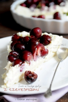 Tarta na kruchym spodzie, z...