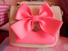 Torebka listonoszka z kokar...