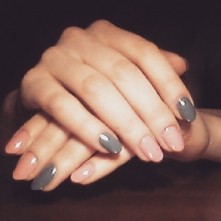 nails