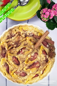 Makaron z truskawkami zapiekany w budyniu poleca się na romantyczną kolację!
Przepis po kliknięciu w zdjęcie.