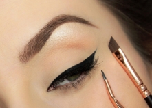 Perfekcyjna kreska na powiece