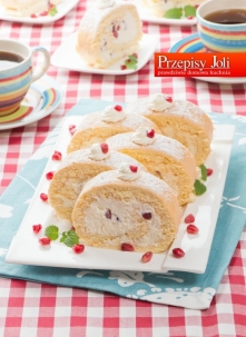 rolada z kremem i granatem

ROLADA Z KREMEM I GRANATEM – idealne ciasto na specjalne okazję. Jest
tak delikatne w smaku, że rozpływa się w ustach.
Składniki:

    4 jajka
    4 ...