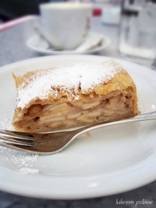Wiedeński strudel z jabłkami
