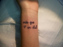 Tatuaż na nadgarstku