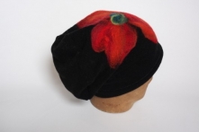 czesanką filcowane czapki wełniane
