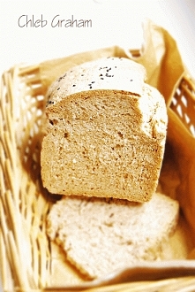 Chleb graham na drożdżach

Ma chrupiącą skórkę i mięciutkie wnętrze.

Przepis po kliknięciu w zdjęcie ;)