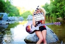 Tori Kelly