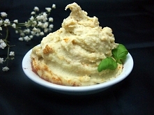 Pyszne Puree z kalafiora Gordona Ramsaya

Składniki:

    1/2 główki kalafiora ( ok. 350 g) podzielonego na różyczki
    30 g masła
    2 łyżki mleka
    100 ml chudej śmietany
...