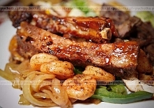 Żeberka w miodowej marynacie