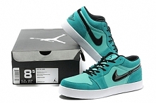 Nike Mens Air Jordan AJ Shoes V 2 Low New Emerald - Black/White