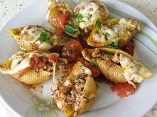 Zapiekane muszle w sosie