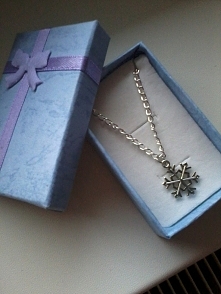 snowflake

fb: Imaginestuff