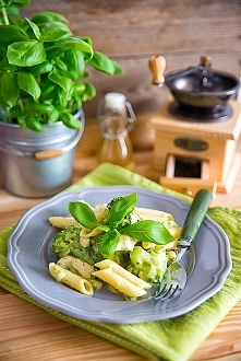 Brokułowe penne z mascarpone