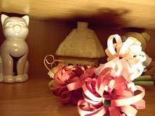 moje sposoby na zmieszczenie się na małej przestrzeni oraz na organizację ;) Klik.