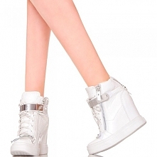 SNEAKERSY - BIAŁE LAKIEROWANE SREBRNE BLASZKI