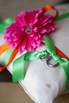 Poduszki pod obrączki ślubne