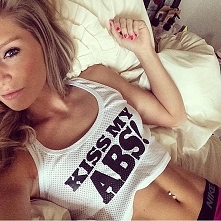 Życzymy dobrej nocy. =D