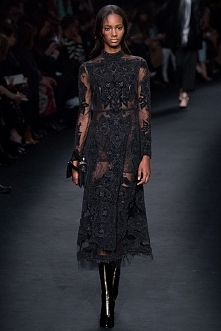 Fall 2015 Ready-to-Wear
Valentino