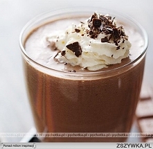 Koktajl czekoladowy Rzeczy, których potrzebujesz: Ciemna czekolada w proszku, Mleko, Lody waniliowe 1 Możesz oczywiście dodawać takie ilości poszczególnych składników, jakie Ci ...