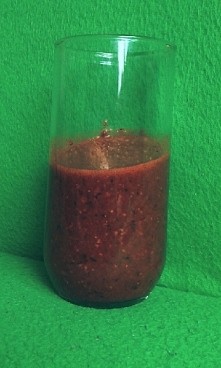 KOKTAJL WCZESNO-WIOSENNY (idealny na wiosenne przesilenia) Będziemy potrzebować: * łyżkę stołową suszonych jagód goji - (ok.10g - 0,50 gr ) * łyżeczkę otrąb owsianych ( sante pa...