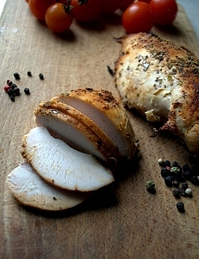 przepis na domową wędlinę - pieczona pierś kurczaka - po przepis kliknij w zdjęcie