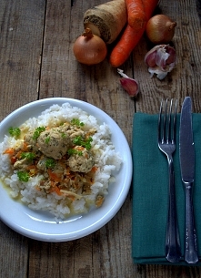 pomysł na zdrowy obiad - delikatne pulpeciki drobiowe - po przepis kliknij w zdjęcie