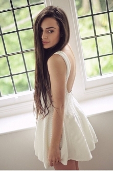 piękna z odkrytymi plecami. Wiecie gdzie taką dostać?