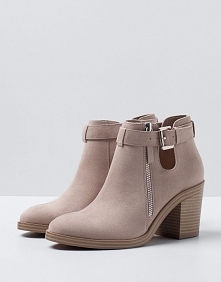 Mój nowy nabytek - są bardzo wygodne, idealne do wiosenno-letnich kreacji w stylu boho :) polecam!