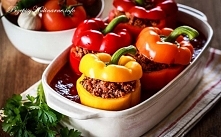 Papryka z mięsnym farszem