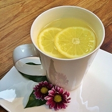 Co pić tuż po wstaniu z łóżka, aby mieć piękną cerę i szczupłe ciało?