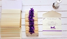 Eleganckie, oryginalne zaproszenia ślubne w formie kopertówki z wytłaczanym wzorem:) Więcej zdjęć na blogu artirea.blogspot.com.

Zamówienia na naszym fb lub za pośrednictwem bl...