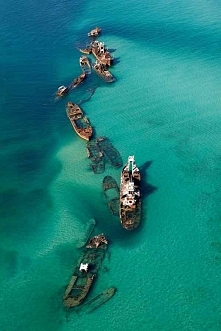 Shipwrecks in a sandbar, Bermuda Triangle