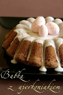 BABKA Z AJERKONIAKIEM I KRÓ...