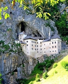 Predjamski Grad – czteropię...