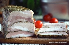 boczek z szynkowara
 składniki 

    90dag chudego boczku 
     3 łyżki mieszanki przypraw sułtańska Tradismak
    2 łyżki majeranku 
    2 łyżki żelatyny 
    sól
    pieprz mł...