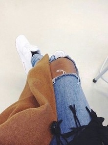 jeans